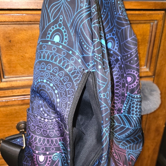 Mandala Patterned Backpack - Picture 4 of 4